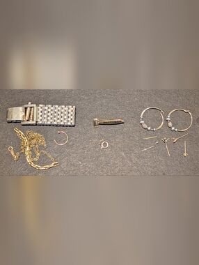 Scrap Gold Lot 14k - 10k - Gold Filled - Wear and Scrap 2.2g Solid 17.3 Filled!